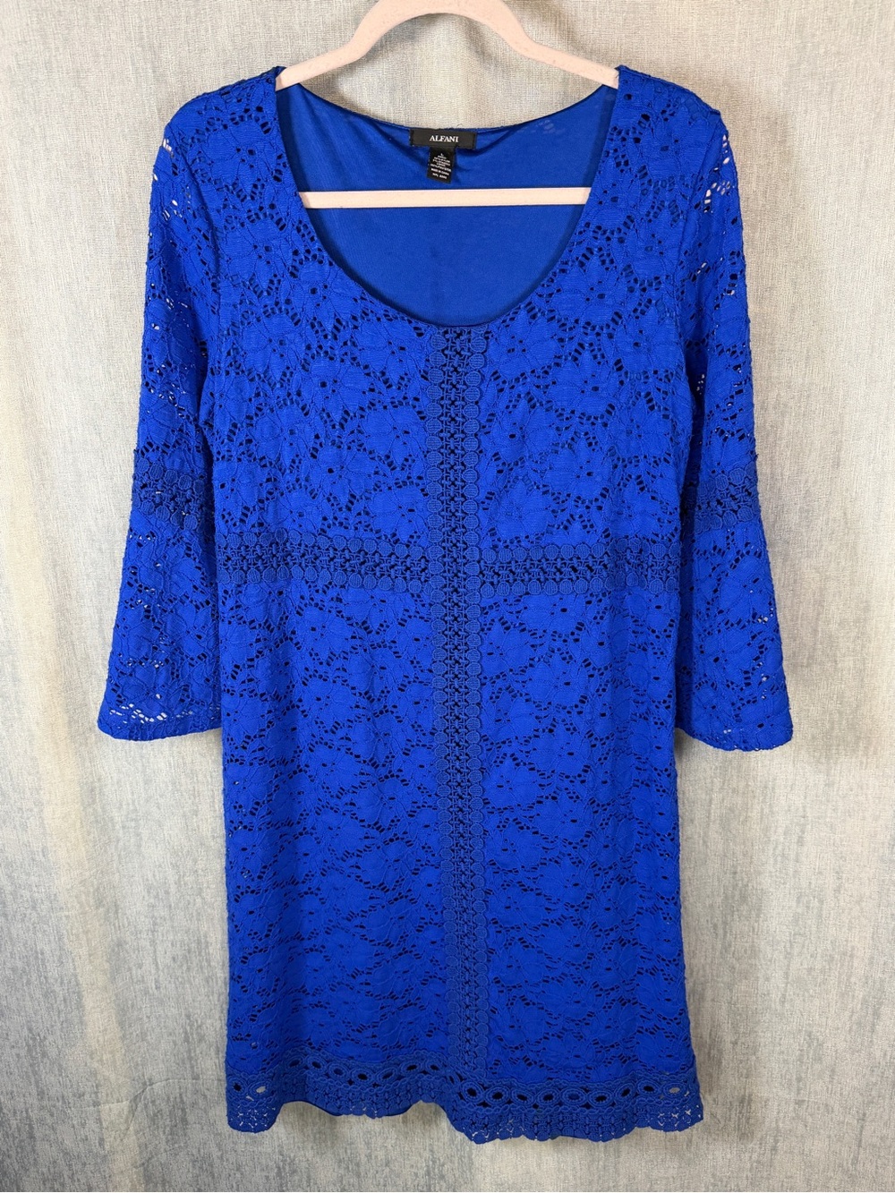 Alfani Royal Blue Lace Dress 3/4 Sleeve Crochet Trim Scoop Neck L Cocktail